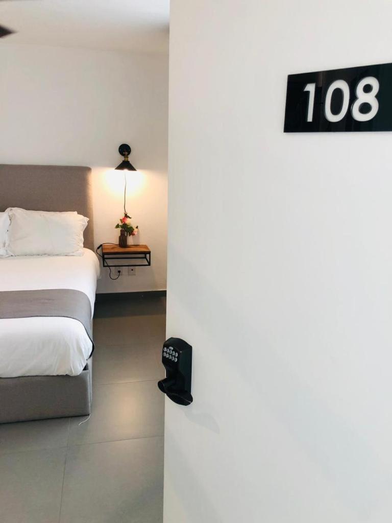 Aparthotel Urban Gran Plaza Zapopan Esterno foto