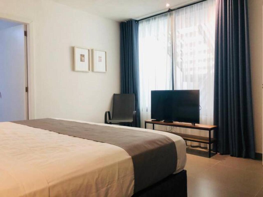 Aparthotel Urban Gran Plaza Zapopan Esterno foto