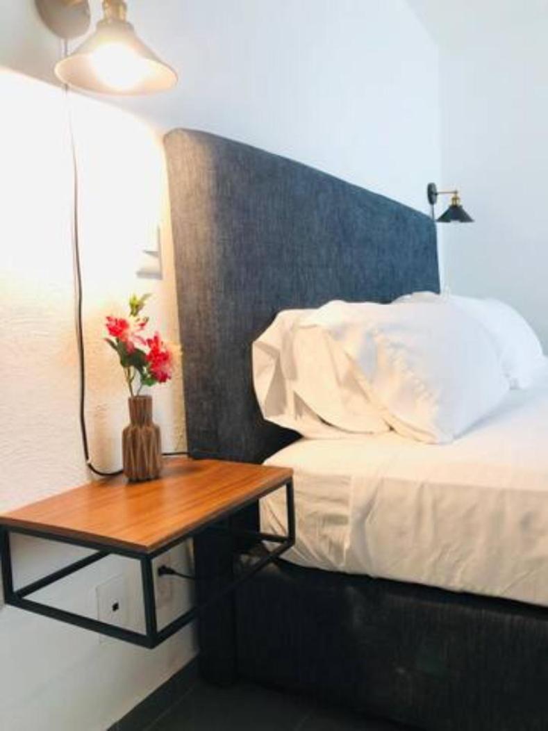 Aparthotel Urban Gran Plaza Zapopan Esterno foto