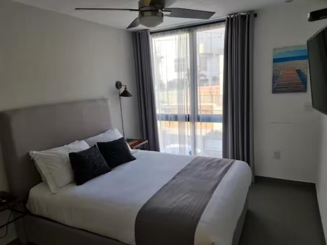 Aparthotel Urban Gran Plaza Zapopan Esterno foto